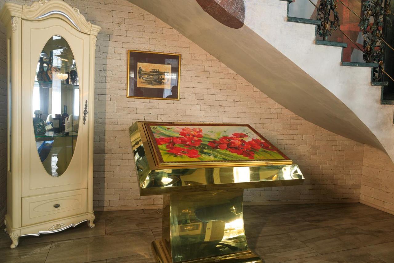 Wine Palace Отель