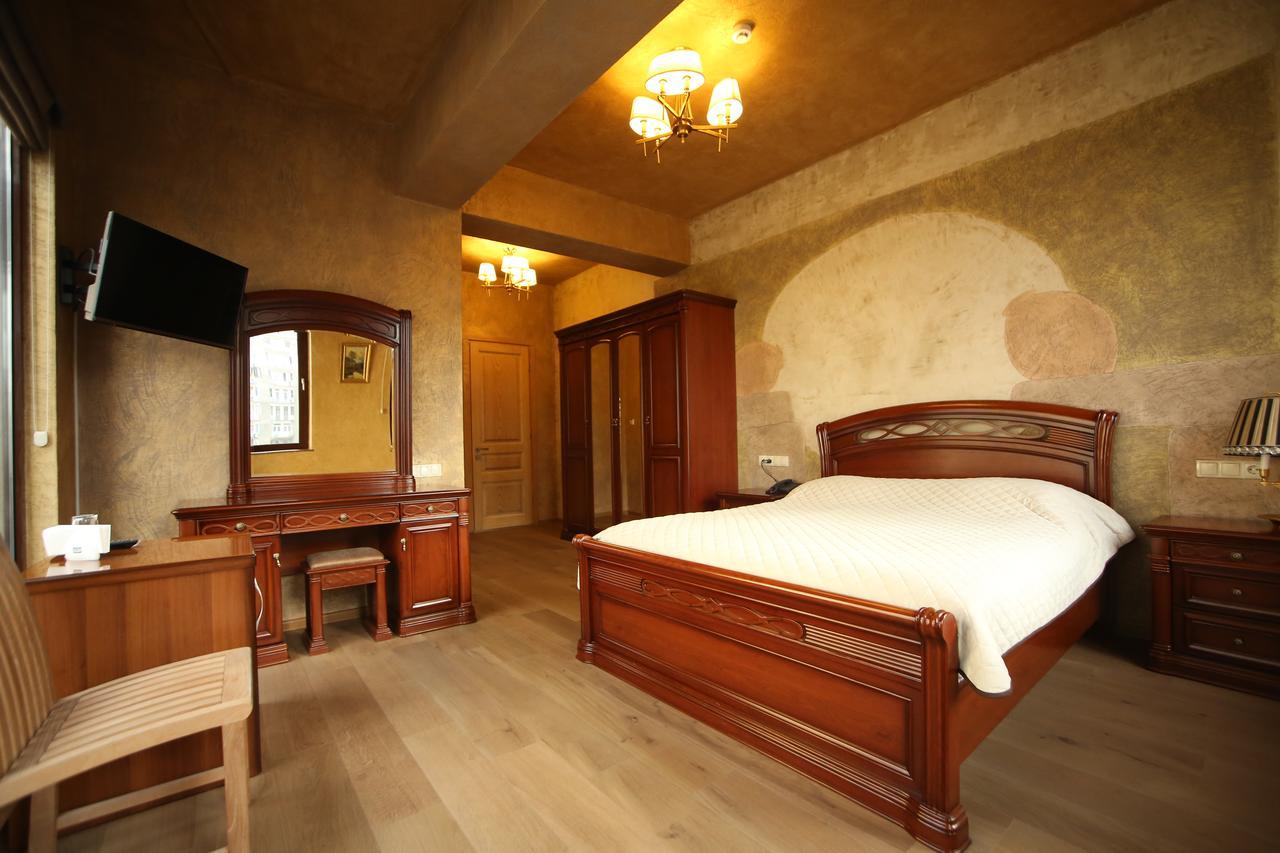 Wine Palace Отель 4*