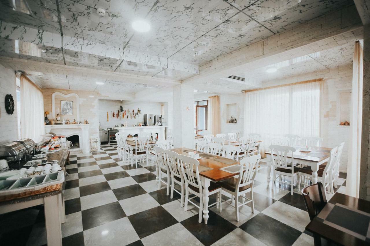 Отель Wine Palace 4*